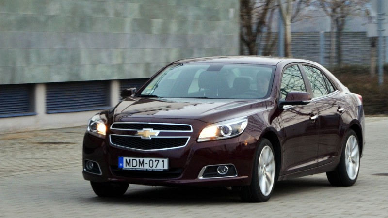 1301teszt/malibuinsignia/c_malibu_insignia_87_medium.jpg