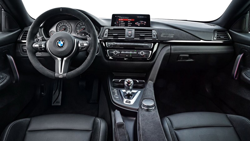 BMW M4 CS - galéria